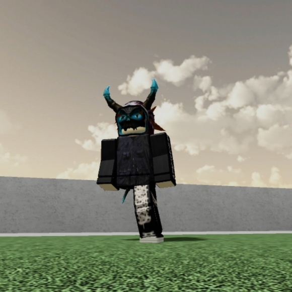 Roblox korblox low price + 8.4k robux add discord devn#6115 - Picture 2 of 2